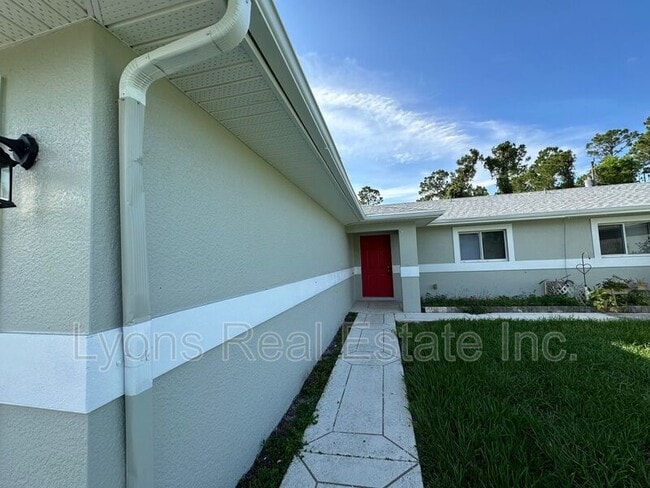 Building Photo - 4793 Jordan Ave S