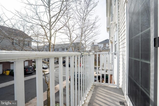 Building Photo - 5 Rafting Way