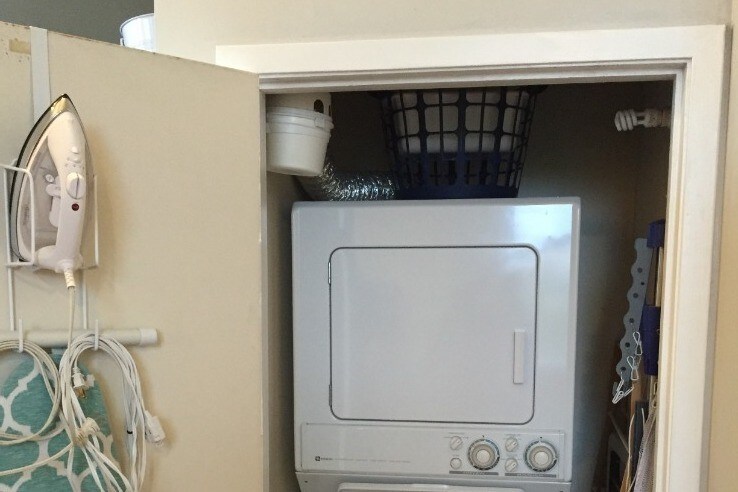 Washer/dryer - 811 S Lytle St