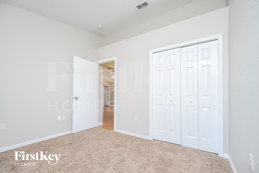 Building Photo - 6593 Shepherd Oaks Pass
