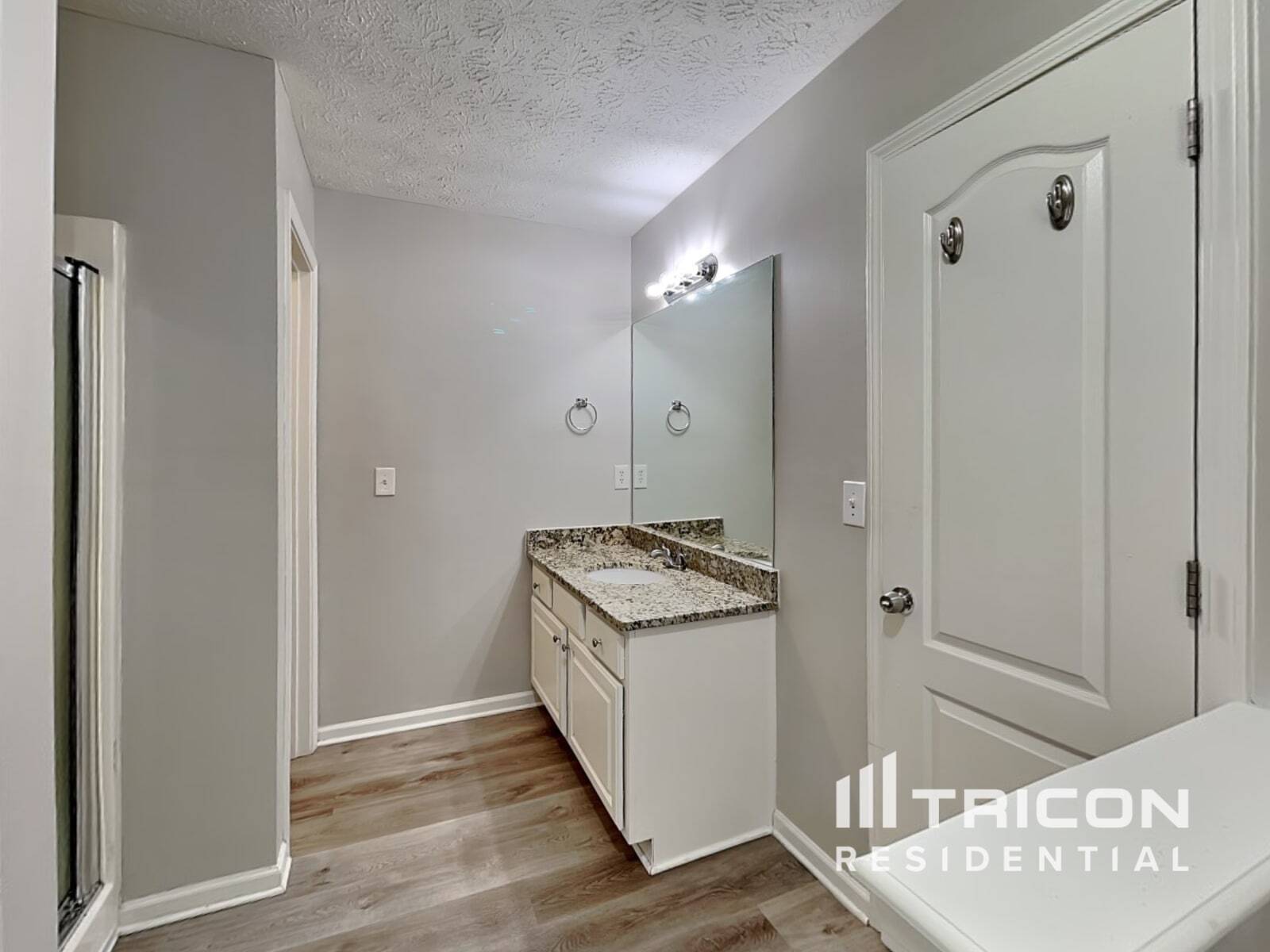 Building Photo - 5085 Towne Park Dr
