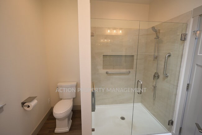 Building Photo - Beautiful no-step entry 3 bed 2 bath home in Sequim