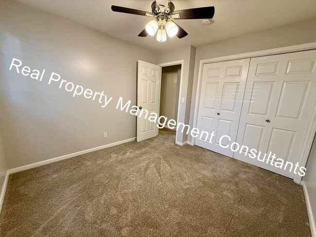 Building Photo - 2 Bedroom In Westport Rent Special