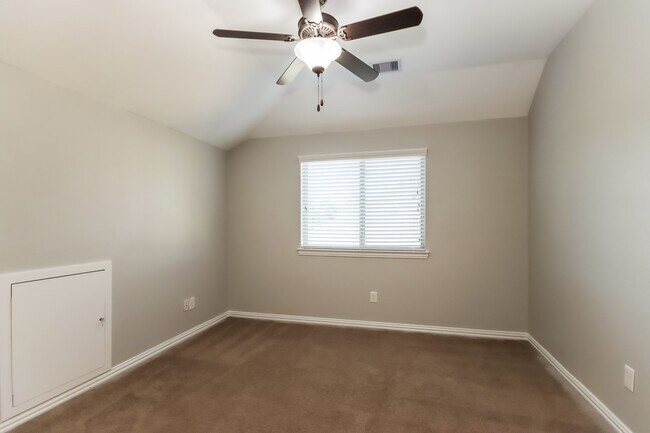 Building Photo - 24107 Newberry Bend Dr