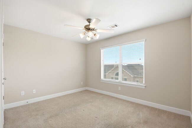Building Photo - 11518 Main Cypress Dr