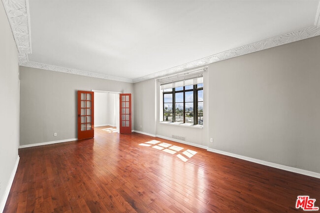 Building Photo - 1314 Hayworth Ave