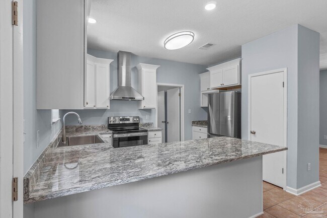 Building Photo - 7468 Brightwood St