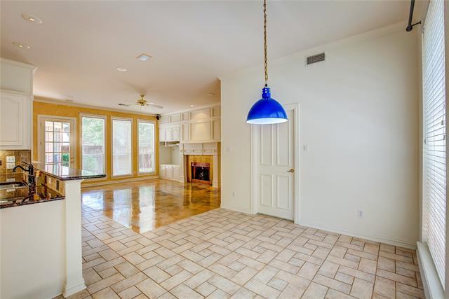 Building Photo - 124 Dickens Dr