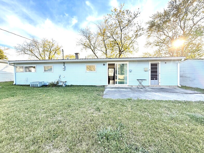 Building Photo - 2626 Corvalis Ave