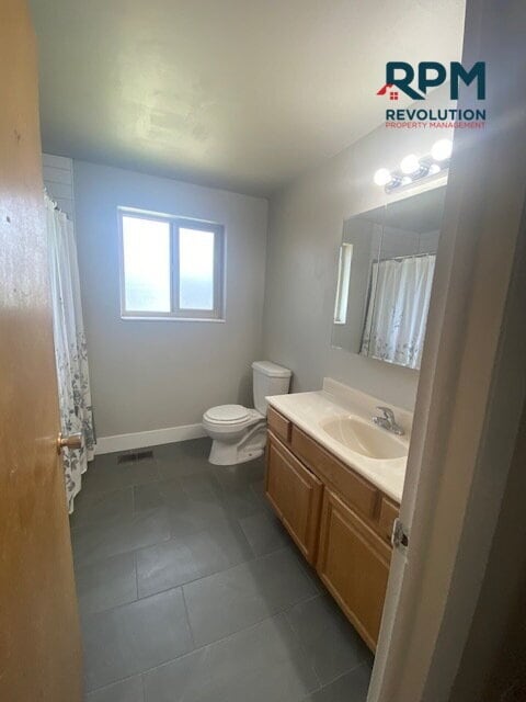 Building Photo - Charming 2-Bed in Washington Terrace