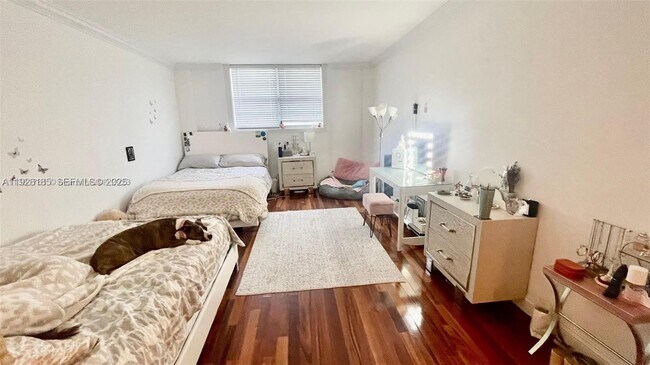 Building Photo - 19390 Collins Ave