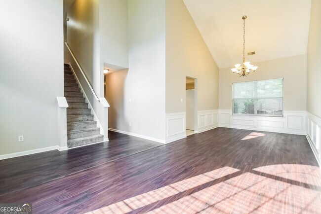 Building Photo - 1068 Litchfield Way SW