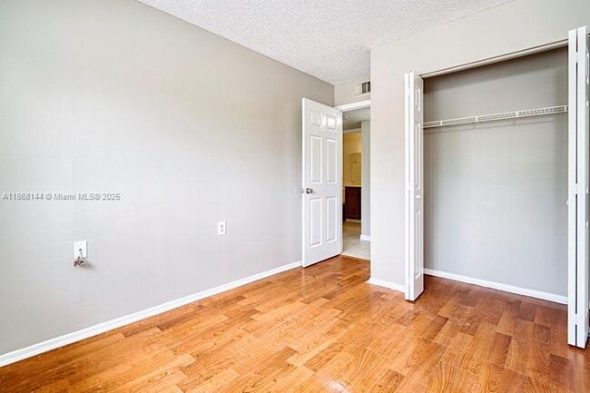 Building Photo - 1139 Lake Terry Dr