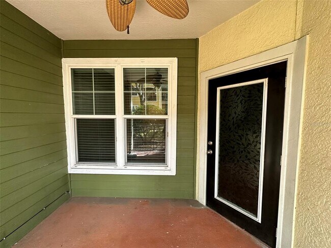 Building Photo - 1910 E Palm Ave