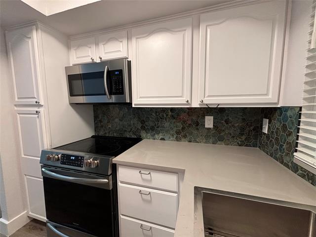 Building Photo - 2535 Wedglea Dr