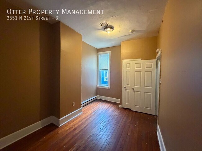 Building Photo - 3651 N 21st St