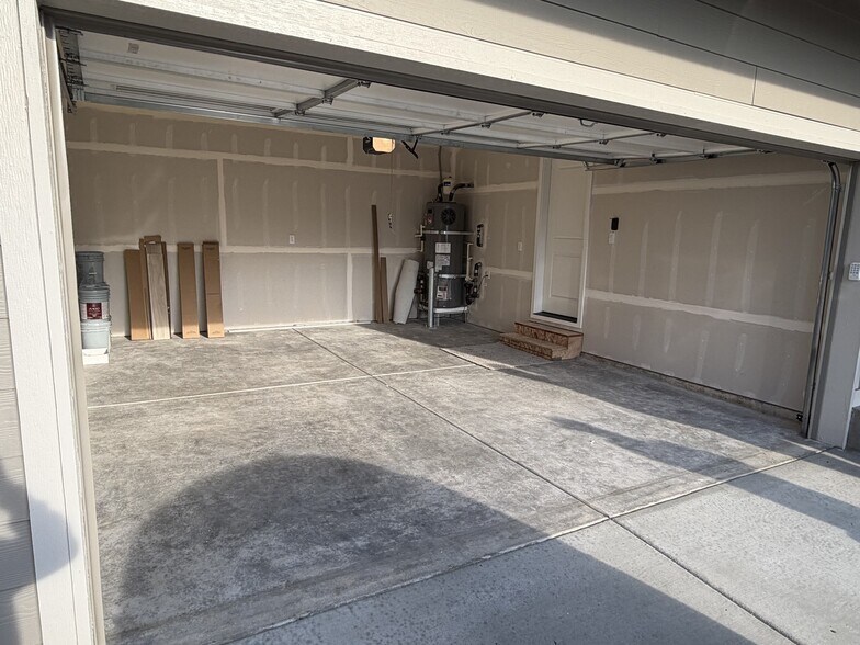 Building Photo - 18531 SE 271st Ct