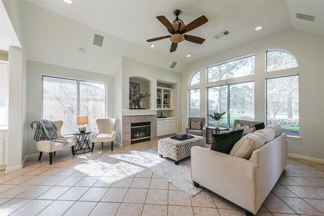Building Photo - 3603 E Cedar Hollow Dr