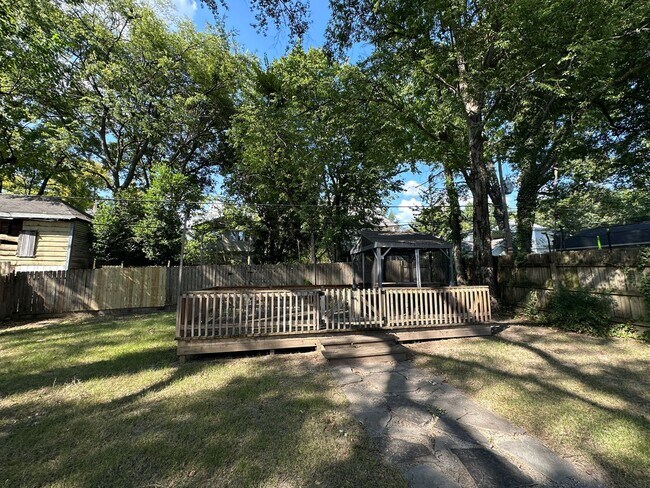 Building Photo - 1318 Harbert Ave