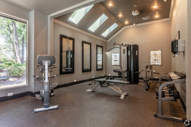 Building Photo - Comfort Meets Convenience in North Houston