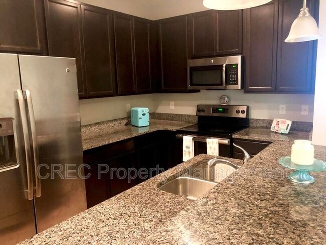 Building Photo - 1050 Lexi Ct