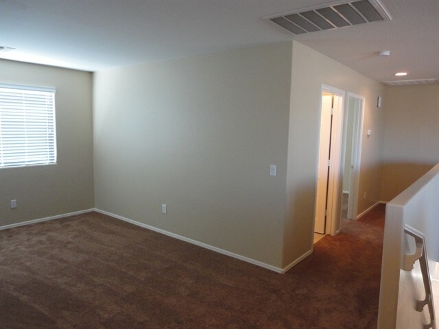 Building Photo - 206 S 151st Ave