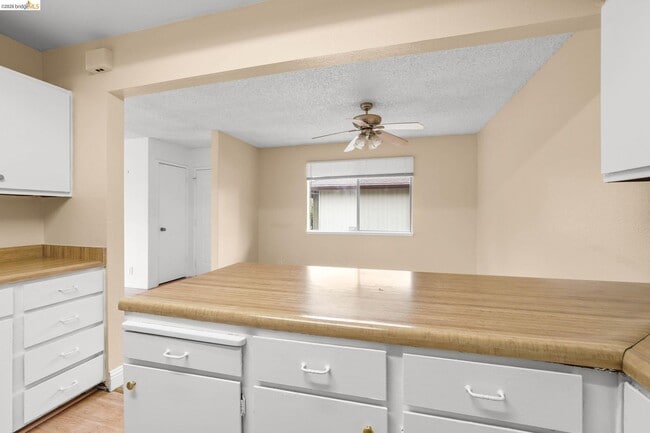 Building Photo - 981 Cheryl Ann Cir
