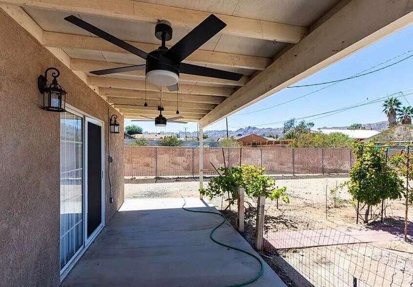 Building Photo - 6548 Quail Spring Ave