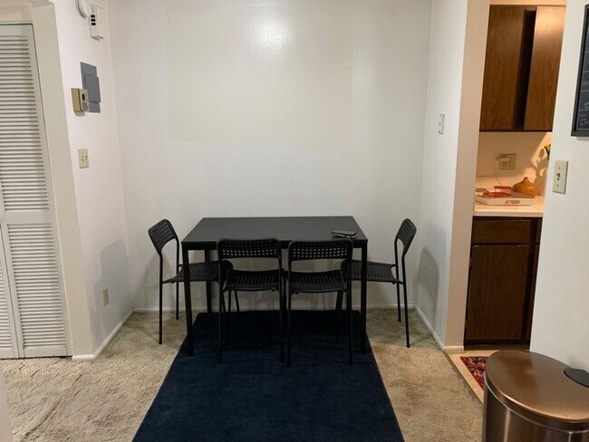 Building Photo - 1B/1B Pet Friendly Apartment South of BYU