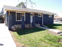 Building Photo - 1399 Scranton St