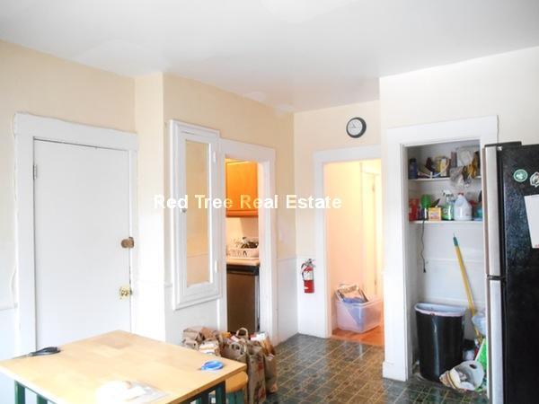 Building Photo - 40 Orchard Rd