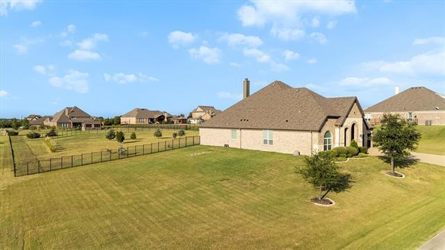 Building Photo - 3930 Clearwater Ln