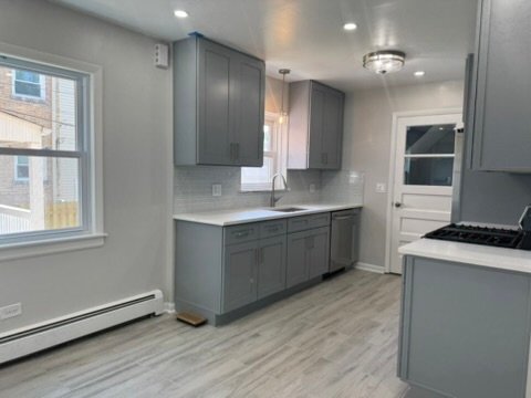 Building Photo - 5132 N Mango Ave
