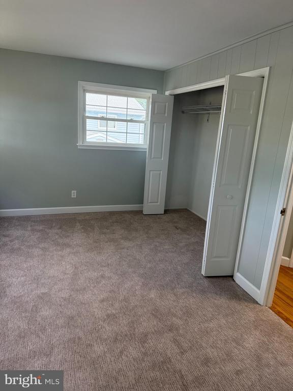 Building Photo - 810 S Harmony Rd