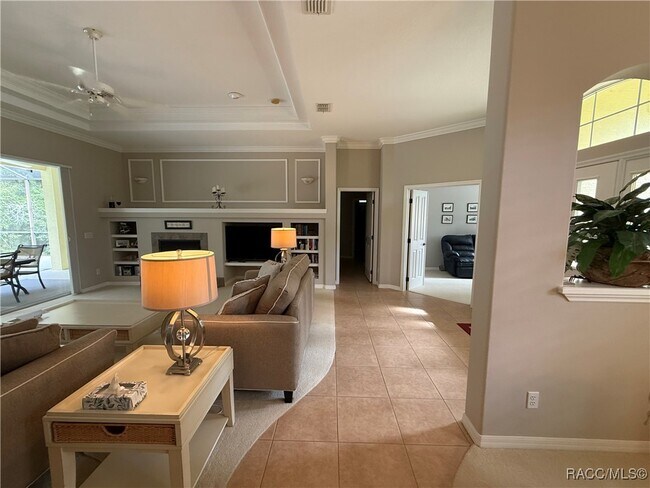 Building Photo - 12 Sweet Peas Ct