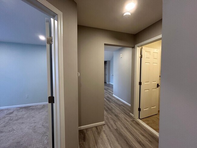 Building Photo - 4035 Cornerstone Dr
