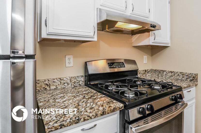 Building Photo - 2089 Glenwood Downs Dr