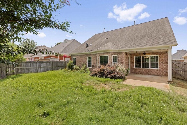 Building Photo - 10492 Ashfarm Way
