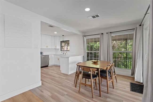 Building Photo - 25413 Pedernales Point Dr