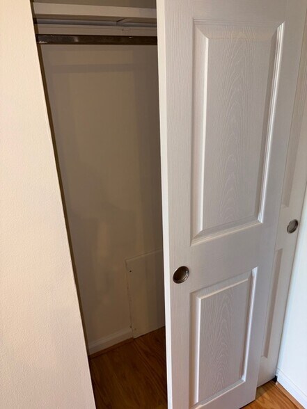 Wardrobe closet - 1718 P St NW