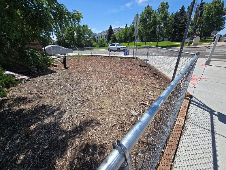 Building Photo - 2000 Pierce St