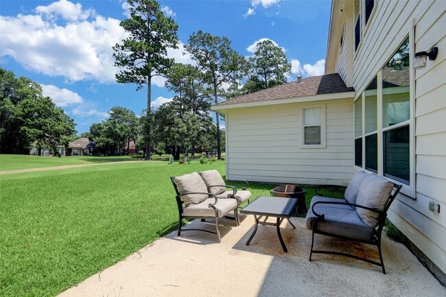 Building Photo - 8403 Silver Lure Dr
