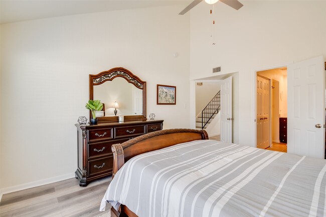 Building Photo - 7041 Kingston Cove Ln