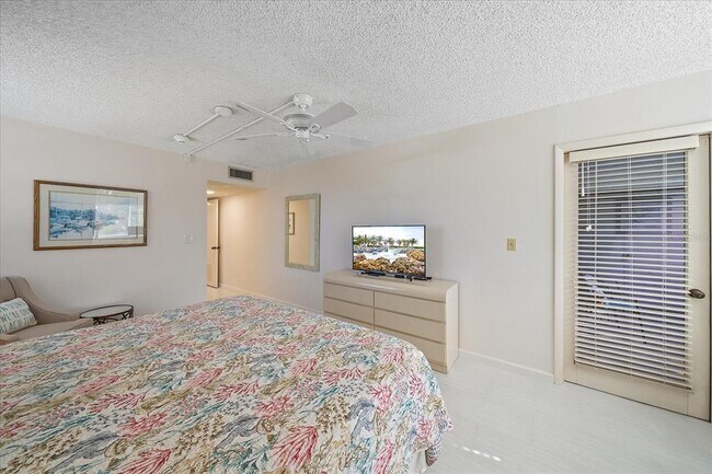 Building Photo - 618 Bayport Wy