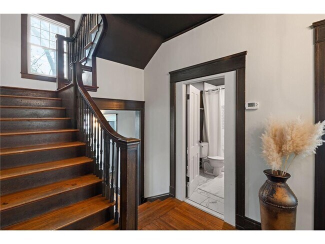Building Photo - 2411 Blaisdell Ave