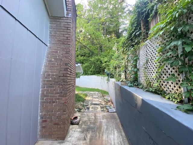 Building Photo - 127 Huff Dr SW