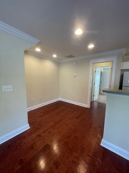Building Photo - 3831 Cherokee Woods Way