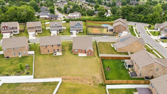 Building Photo - 308 Grassy Glen Dr