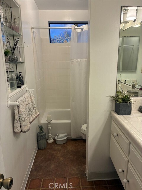 Building Photo - 58 Surfside Ave.