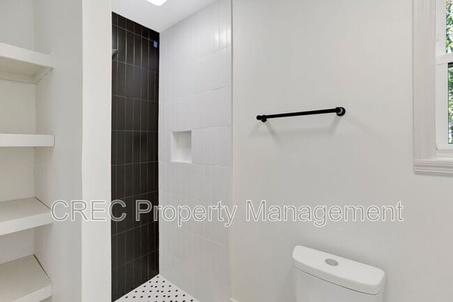 Building Photo - 2642 Ferrara Dr